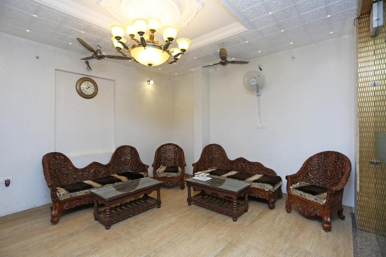 Oyo 9476 Hotel Mittal Kota  Buitenkant foto
