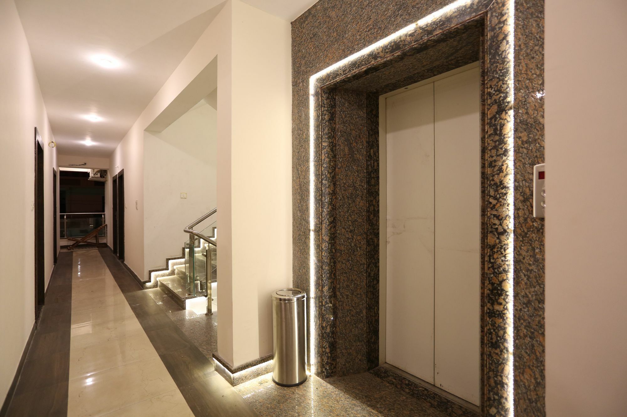 Oyo 9476 Hotel Mittal Kota  Buitenkant foto